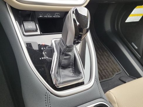 New 2025 Subaru Outback Limited image 13