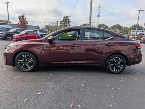 Used 2024 Nissan Sentra SV image 7