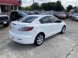 Used 2013 MAZDA MAZDA3 i SV image 4