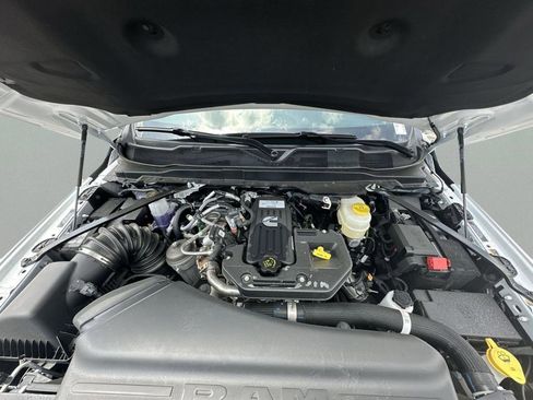 New 2026 RAM 3500 Tradesman AWD/4WD image 31