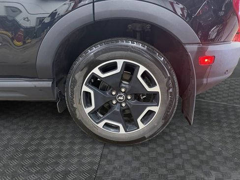 Used 2023 Ford Bronco Sport Outer Banks w/ Tech Package image 14