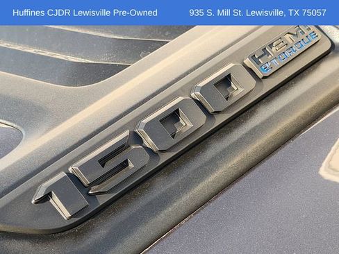 Used 2023 RAM 1500 Laramie AWD/4WD image 14