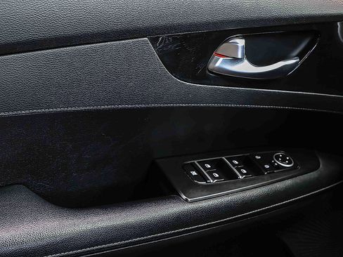 Used 2022 Kia Forte GT-Line image 15