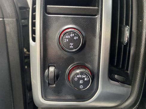 Used 2015 GMC Sierra 1500 SLE w/ SLE Value Package image 15