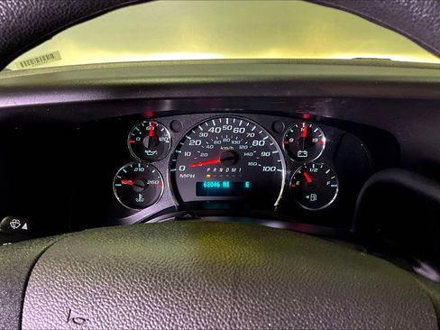 Used 2023 Chevrolet Express 3500 LS image 13