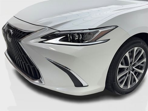 Used 2022 Lexus ES 350 image 5