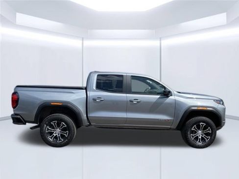 Used 2023 GMC Canyon AT4 AWD/4WD image 5