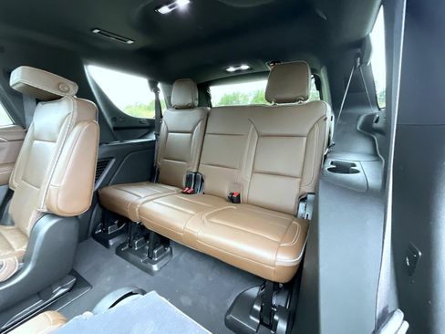 Used 2021 Chevrolet Tahoe High Country w/ Premium Package AWD/4WD image 20