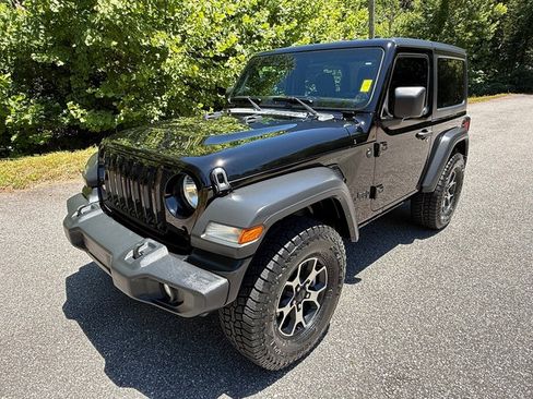 Used 2021 Jeep Wrangler Sport AWD/4WD image 2
