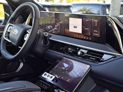 New 2026 INFINITI QX80 4WD w/ Sport Exterior Package image 37