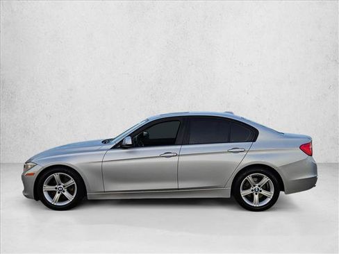 Used 2015 BMW 328i Sedan RWD image 9