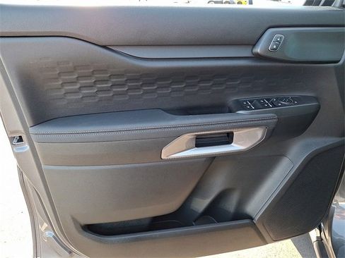 Used 2025 Ford Ranger XLT w/ Advanced Towing Package image 12