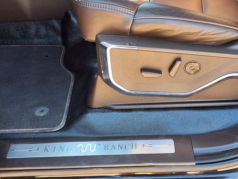 Used 2024 Ford F250 King Ranch w/ Chrome Package image 26