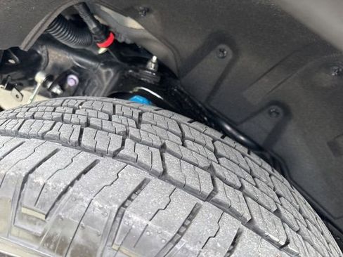 Used 2025 Toyota 4Runner TRD Off-Road Premium AWD/4WD image 23