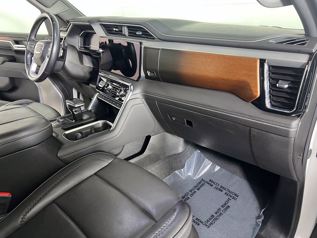 Used 2025 GMC Sierra 1500 Denali w/ Technology Package AWD/4WD image 11
