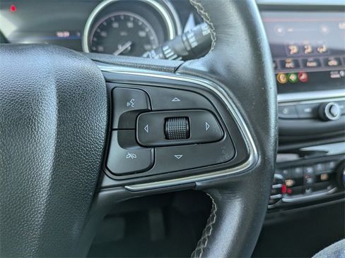 Used 2022 Buick Encore GX Select image 31