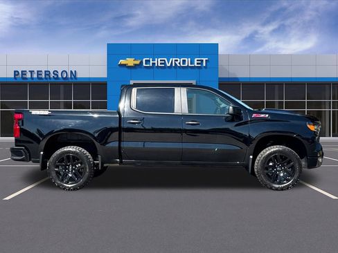 Certified 2024 Chevrolet Silverado 1500 Custom Trail Boss AWD/4WD image 3