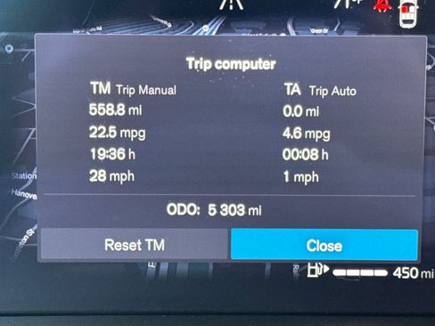 Used 2025 Volvo V60 B5 Cross Country Ultra w/ Protection Package Premier image 31