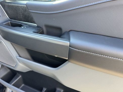 Used 2025 Ford F150 Lightning Flash image 8