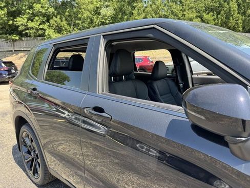 Used 2026 Nissan Rogue SL AWD/4WD image 4