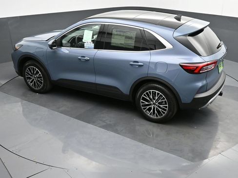 New 2024 Ford Escape SE w/ PHEV Premium Package FWD image 38