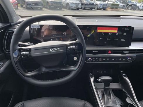 New 2026 Kia Sorento S w/ S Panoramic Sunroof Package FWD image 23
