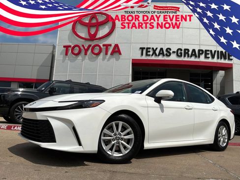 Used 2026 Toyota Camry LE FWD image 1