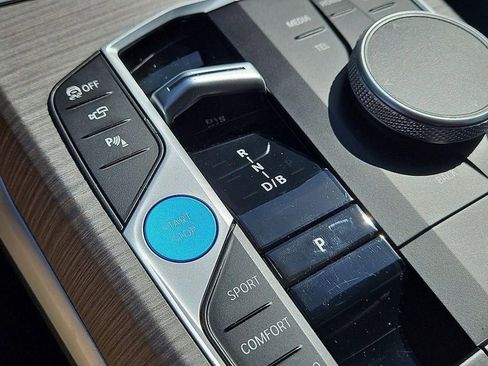 Used 2025 BMW i4 xDrive40i w/ Parking Assistance Package image 16