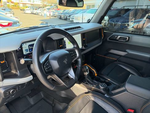 Used 2021 Ford Bronco Badlands image 29
