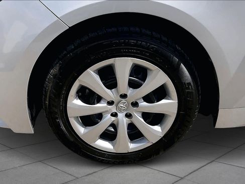 Used 2024 Toyota Corolla LE image 11