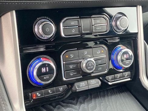 Certified 2023 GMC Yukon Denali image 13