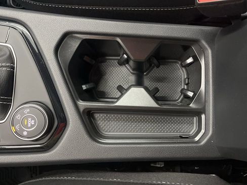 New 2026 Volkswagen Taos SEL image 26