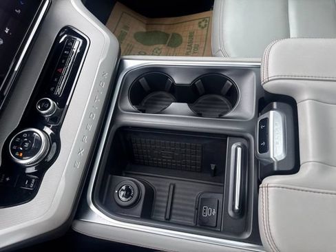 Certified 2025 Ford Expedition Max Active AWD/4WD image 28