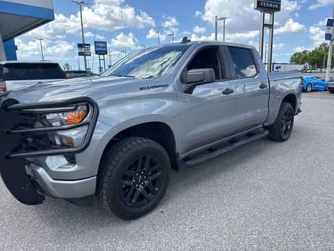 Used 2024 Chevrolet Silverado 1500 Custom image 7