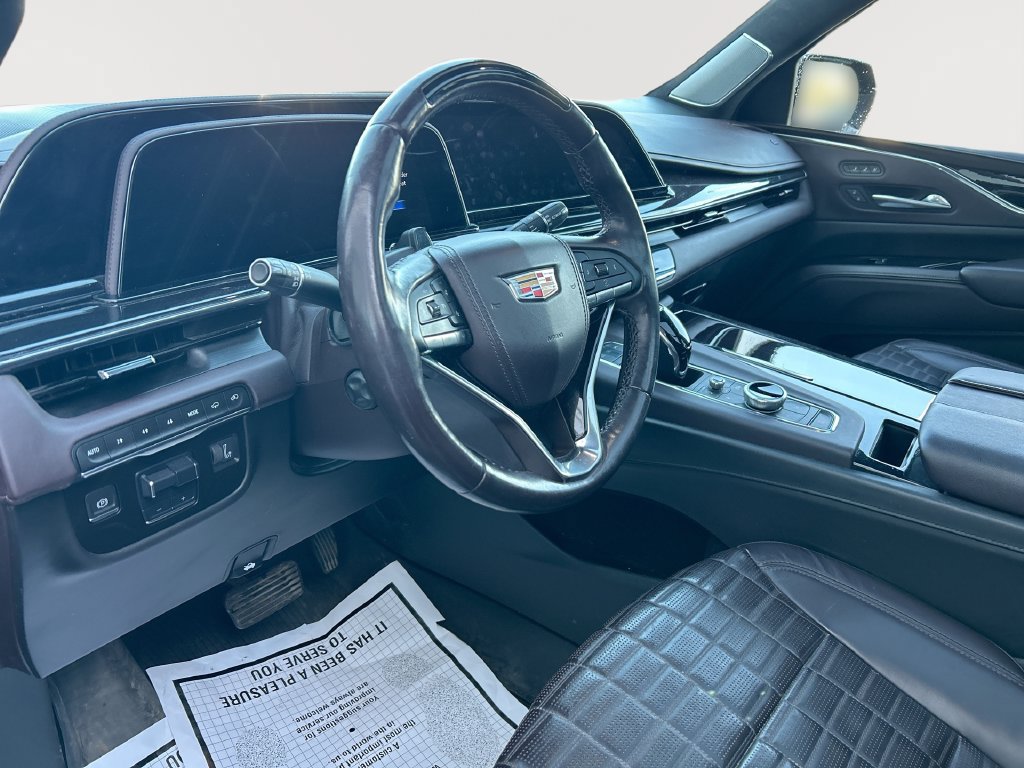 Used 2024 Cadillac Escalade ESV Premium Luxury Platinum w/ Heavy-Duty Trailer Package AWD/4WD image 14