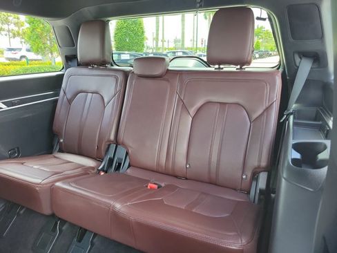 Certified 2022 Ford Expedition Limited AWD/4WD image 13