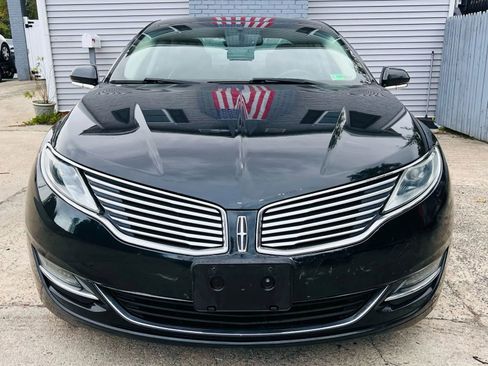 Used 2014 Lincoln MKZ Sedan 4D w/ Equipment Group 102A Reserve image 2