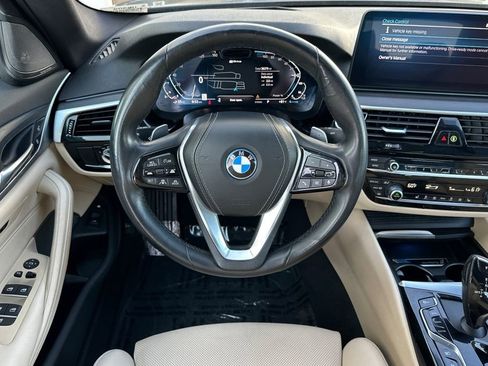 Used 2023 BMW 530e 530e iPerformance w/ Premium Package image 15