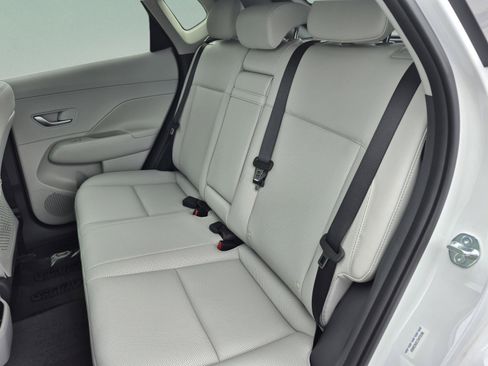 New 2026 Hyundai Kona Limited FWD image 17