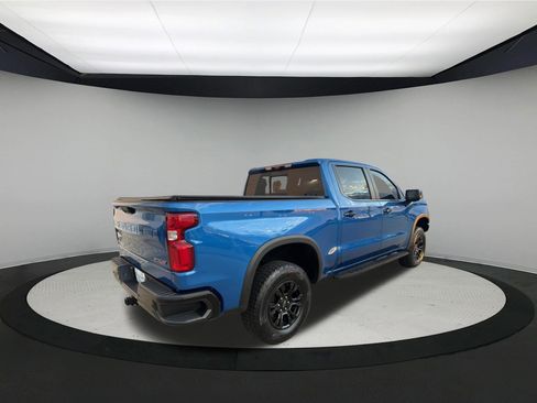 Used 2022 Chevrolet Silverado 1500 ZR2 w/ Technology Package image 7