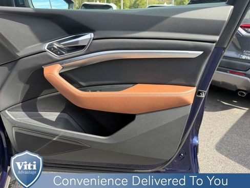 Used 2021 Audi e-tron Premium image 23