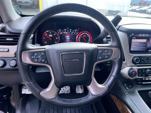 Used 2015 GMC Yukon Denali AWD/4WD image 14
