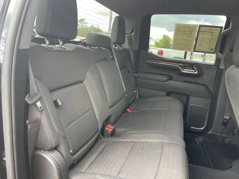 Used 2024 GMC Sierra 1500 Elevation image 25