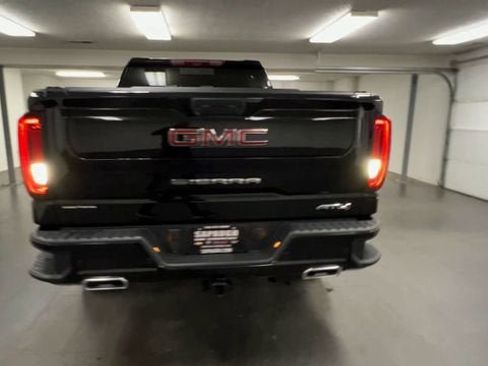 Certified 2024 GMC Sierra 1500 AT4 w/ Technology Package AWD/4WD image 7
