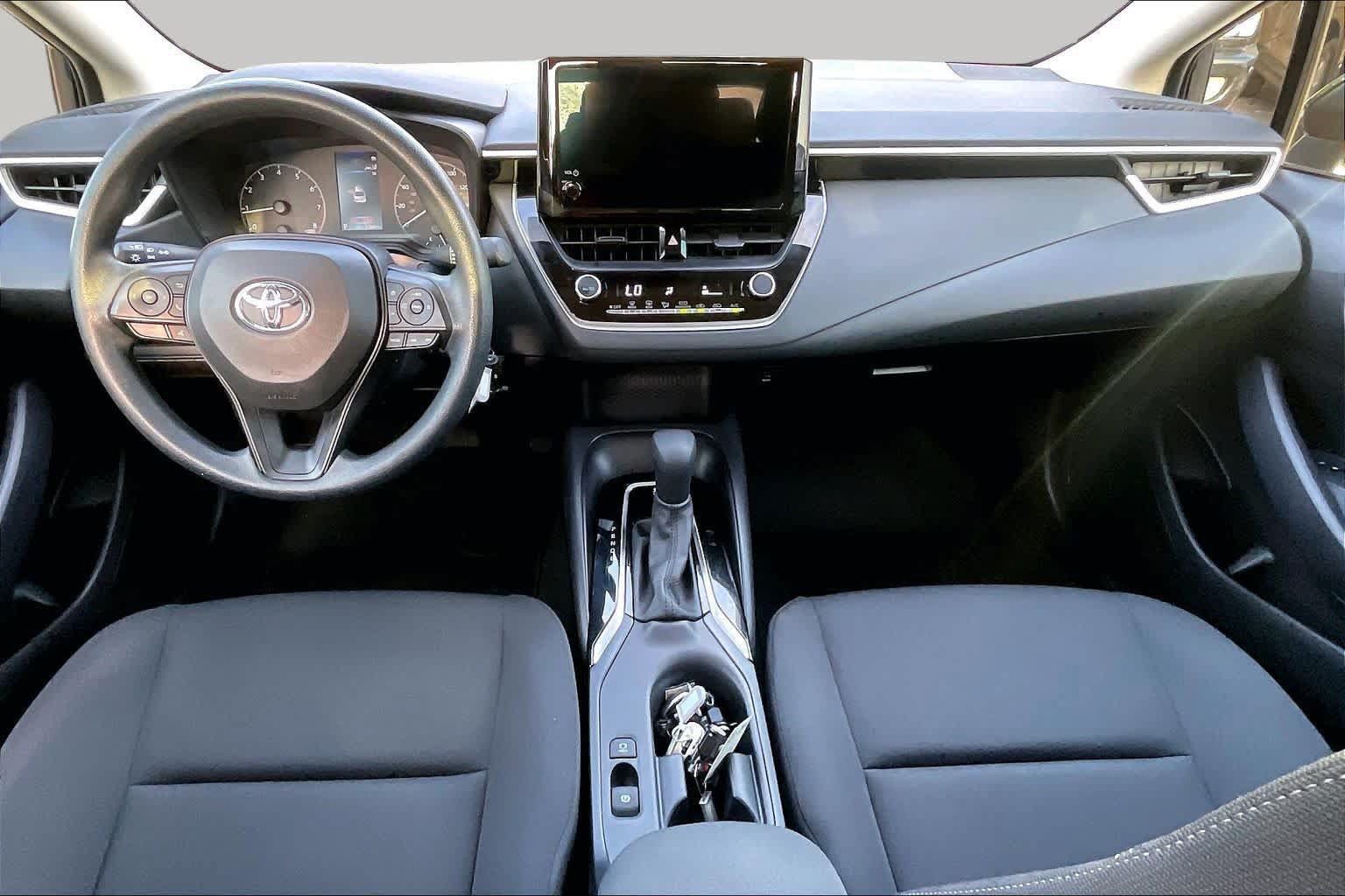 Used 2023 Toyota Corolla LE FWD image 15