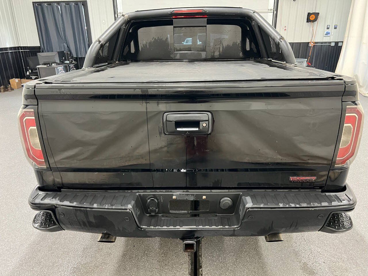 Used 2017 GMC Sierra 1500 SLT w/ All Terrain X Package AWD/4WD image 5