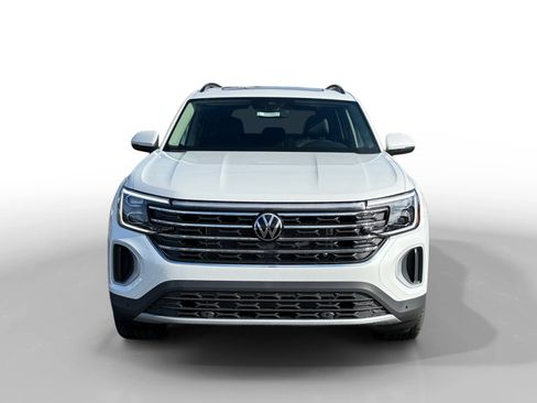 New 2026 Volkswagen Atlas SE image 8