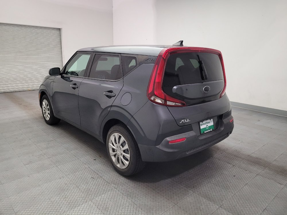Used 2020 Kia Soul LX FWD image 5
