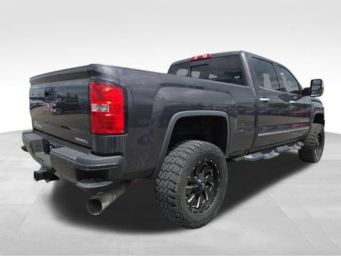Used 2016 GMC Sierra 2500 Denali w/ Duramax Plus Package AWD/4WD image 13