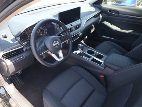 New 2026 Nissan Altima 2.5 SV w/ SV Special Edition Package FWD image 8